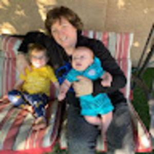 Meet your Posher, Sharon